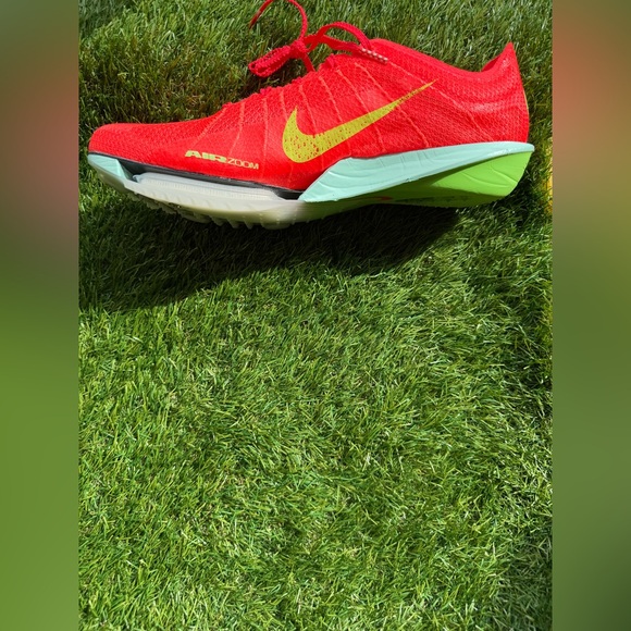 FD8411-600 Men’s 10.5 & 11 Nike Victory 2 Track & Field Distance Spikes No Box main image 9